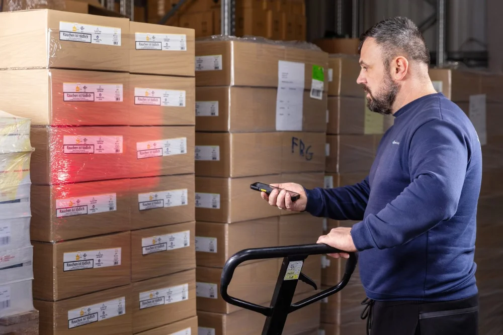 Bestandsführung in Echtzeit im Lager von Onefulfillment